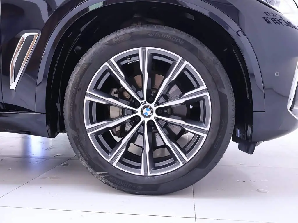 BMW X5 2022 — Photo 6/20