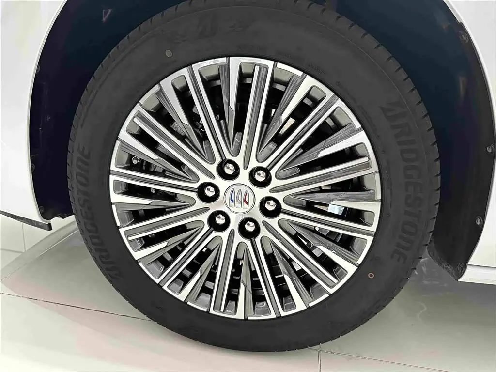 Buick GL8 New Energy 2025 — Şəkil 9/20