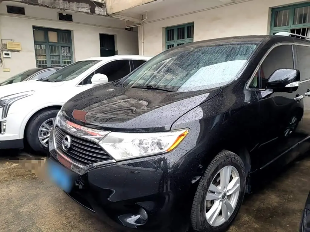 Nissan Quest 2016 — Фото 1/20