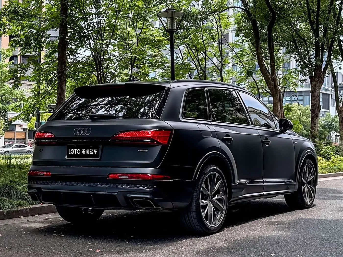 Audi Q7 2025 — ფოტო 4/15
