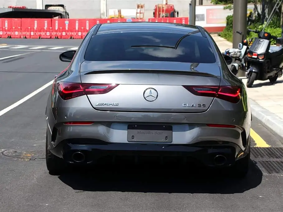 Mercedes-Benz CLA AMG 2025 — Photo 11/13