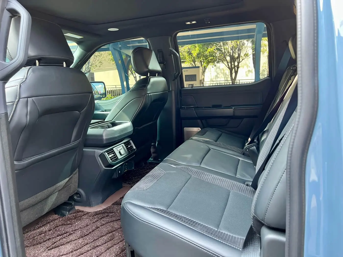 Ford F-150 Raptor 2023 — Photo 17/20