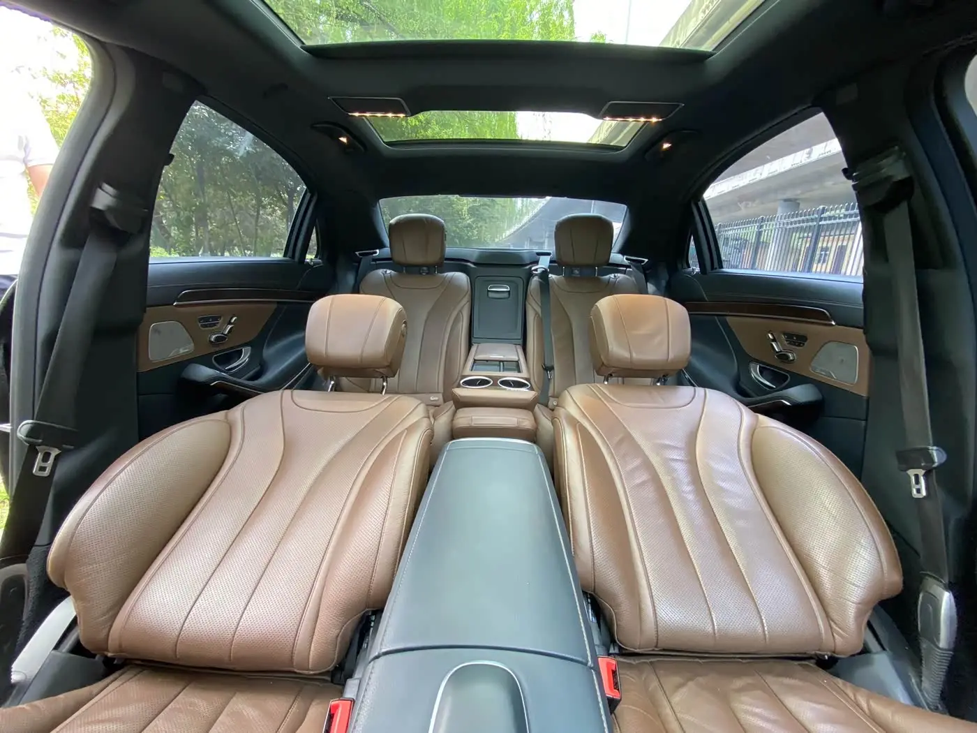 Mercedes-Benz S-Class 2019 — Photo 19/20