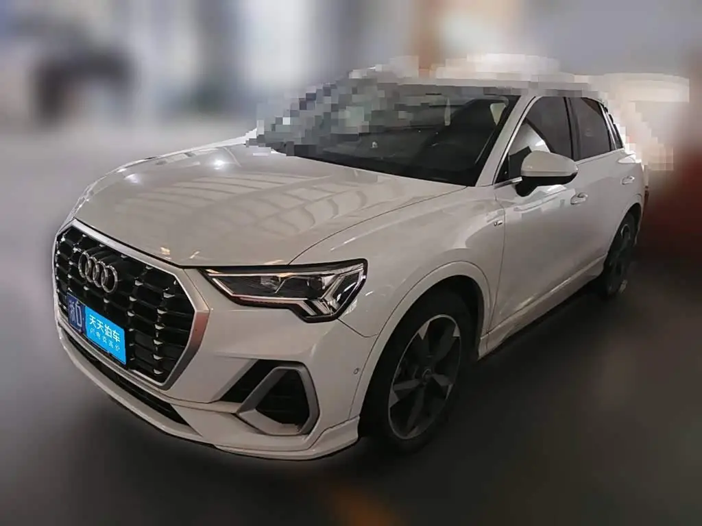 Audi Q3, 2023