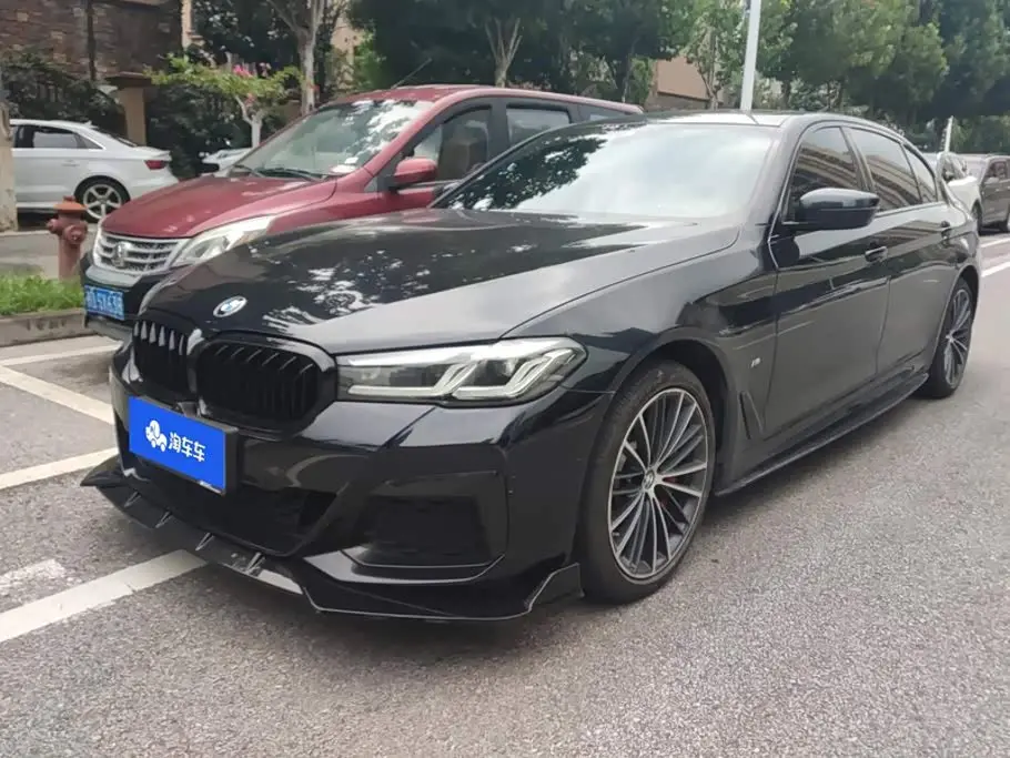 BMW 5 Series 2021 — Photo 1/16