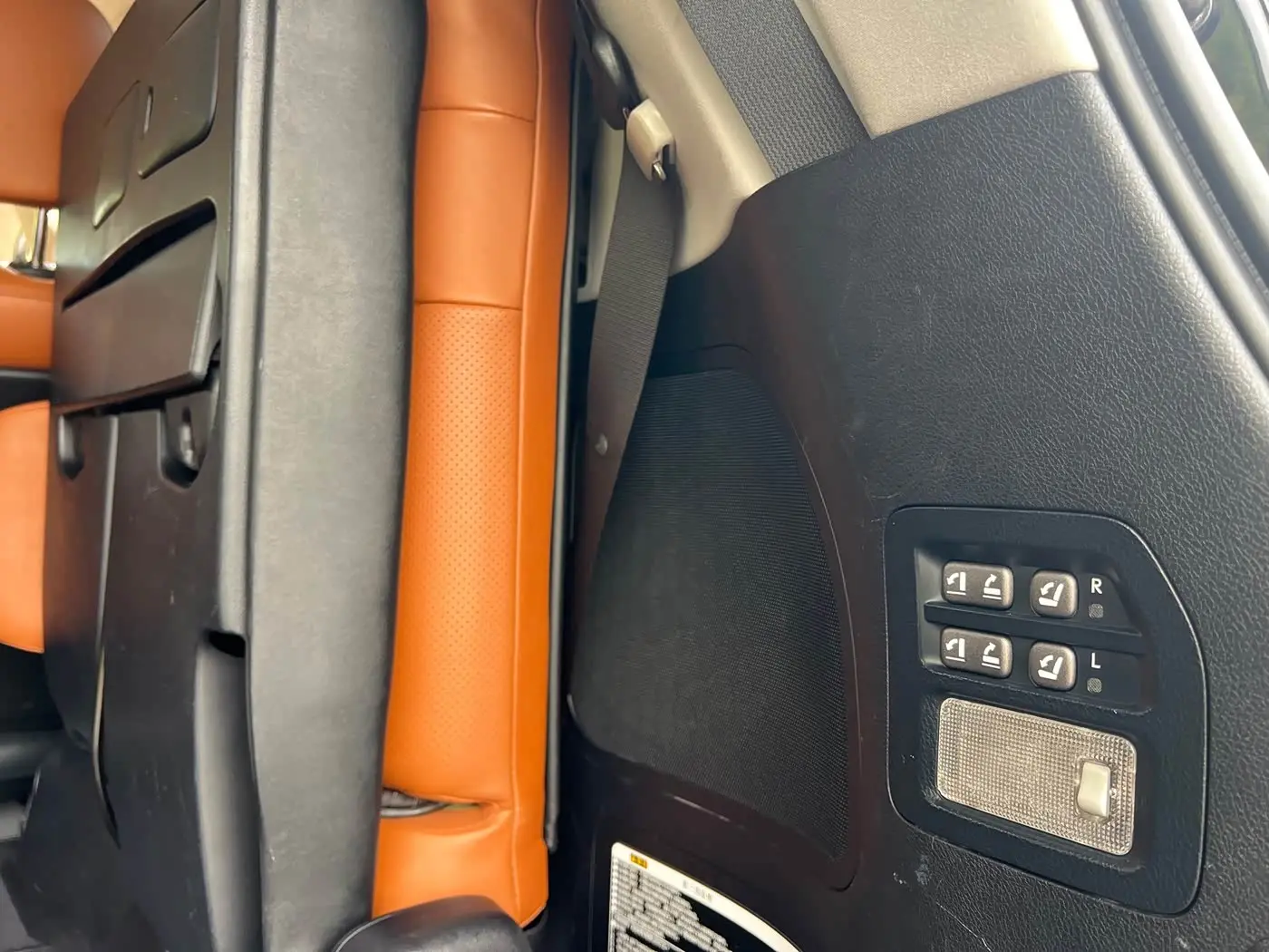 Lexus LX 2013 — Photo 13/20