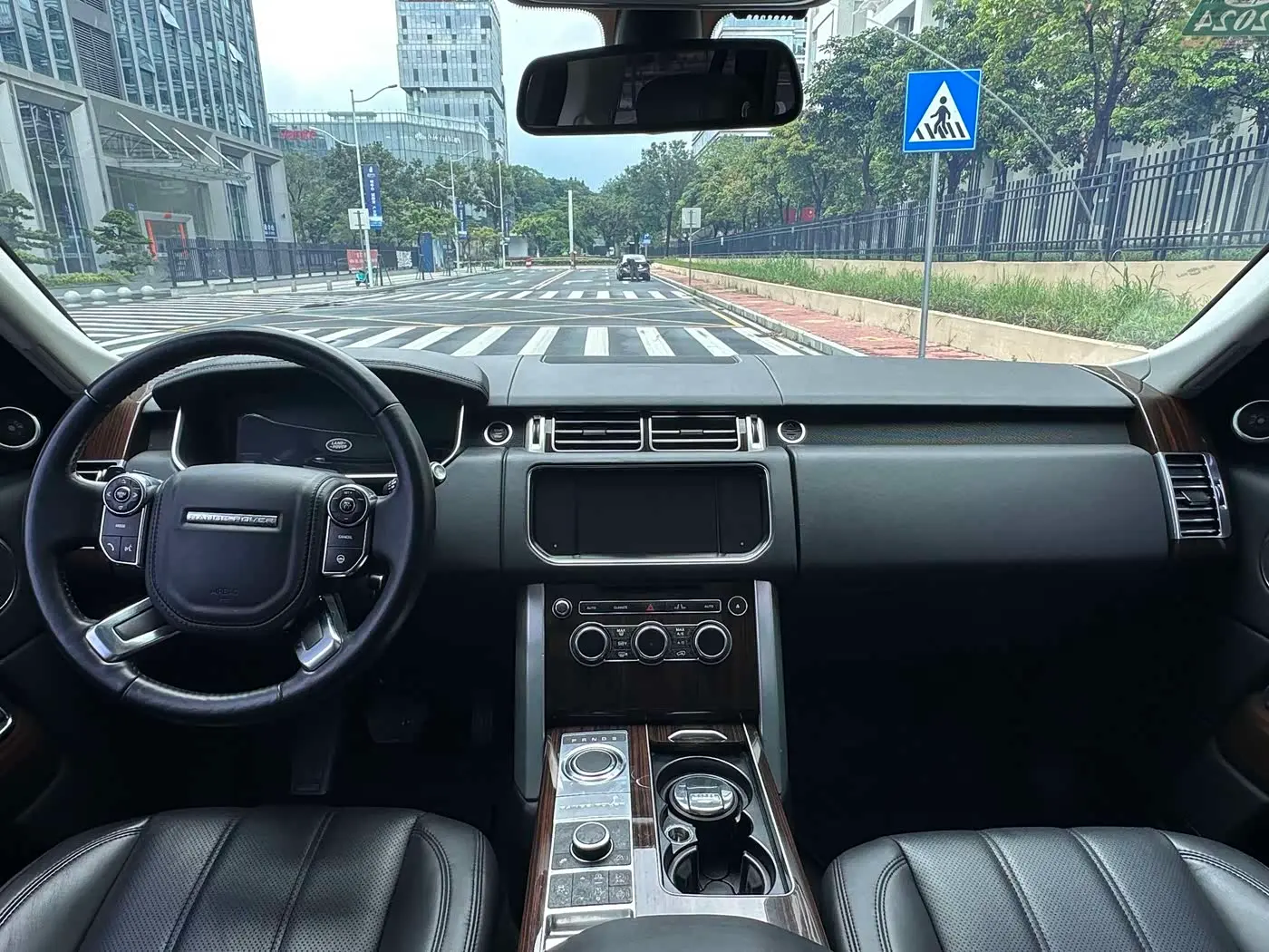 Land Rover Range Rover 2014 — Photo 10/16