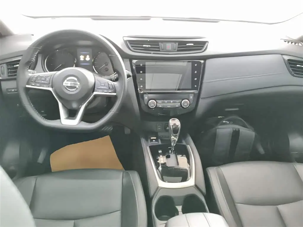 Nissan X-Trail 2025 — Photo 10/20