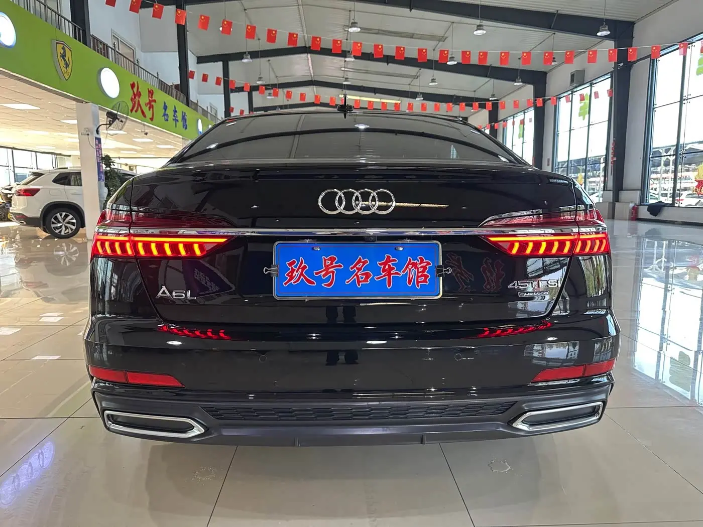 Audi A6L 2020 — Photo 7/17