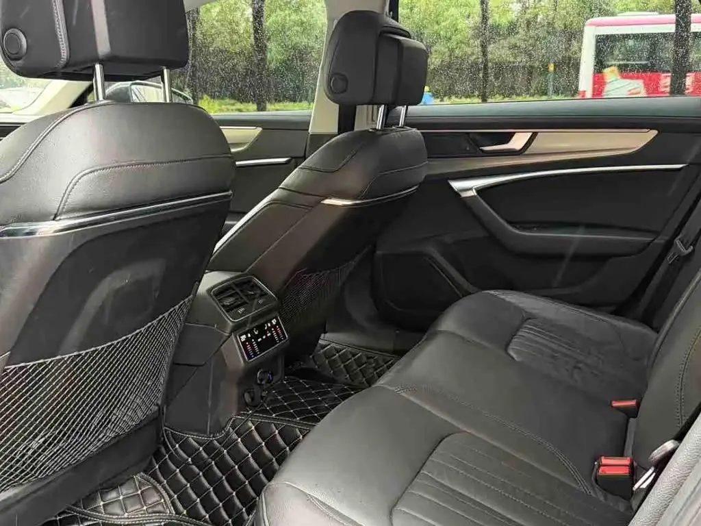 Audi A6L 2020 — Şəkil 3/3