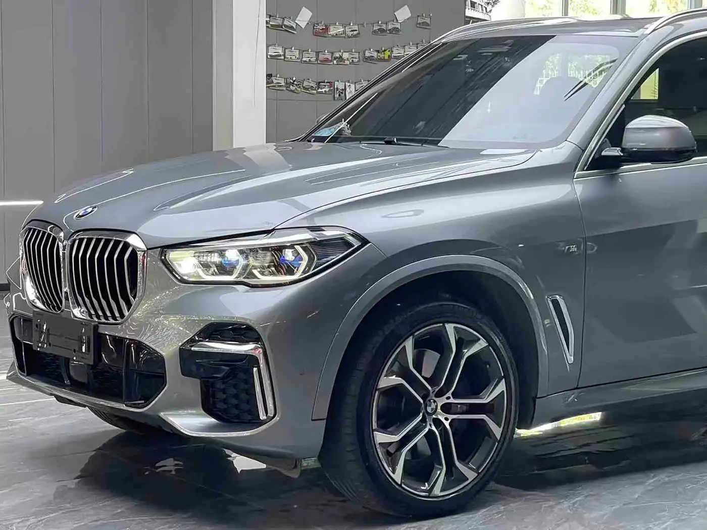 BMW X5 2023 — Photo 7/15