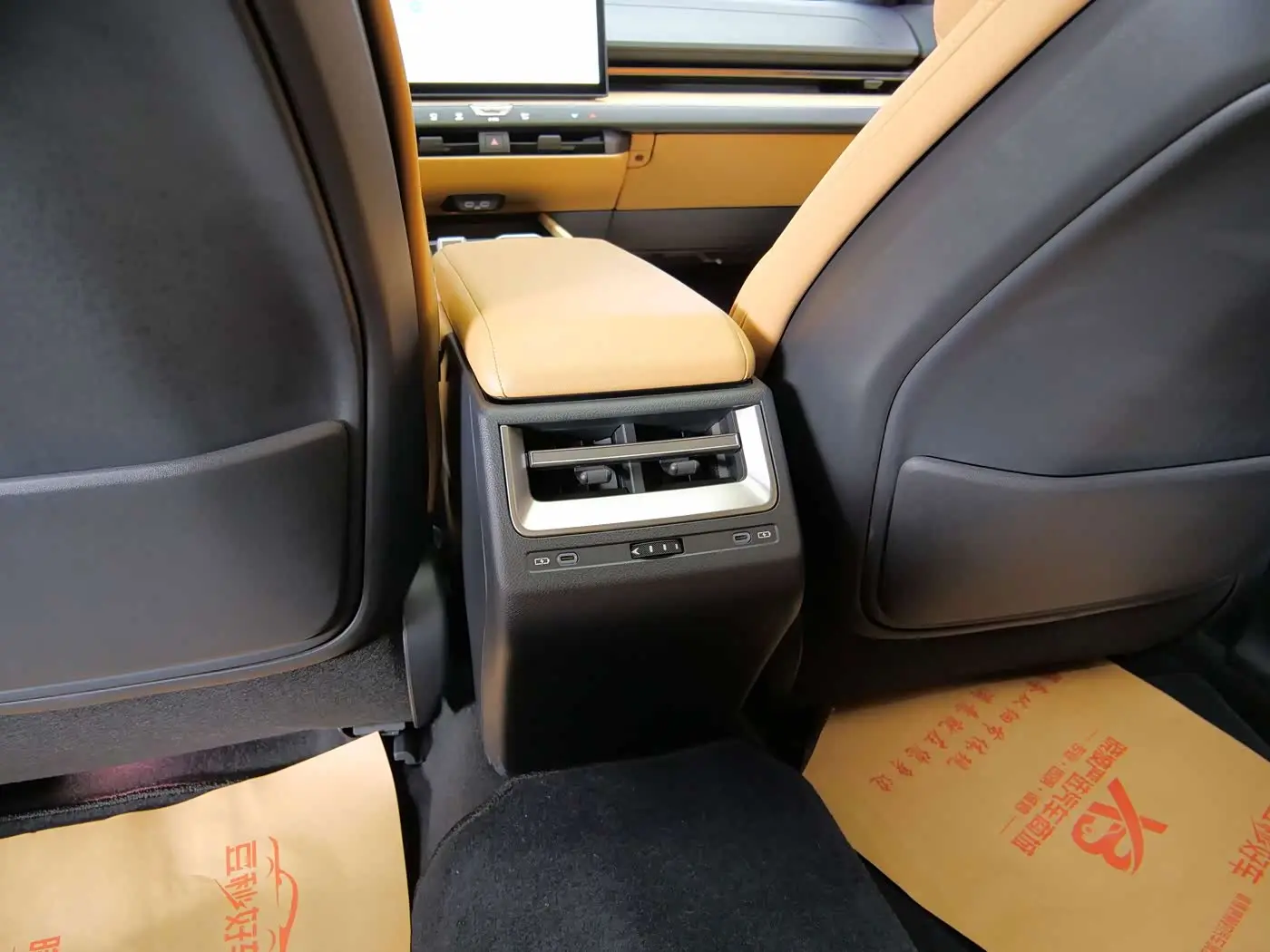 Lexus ES 2026 — Photo 12/18