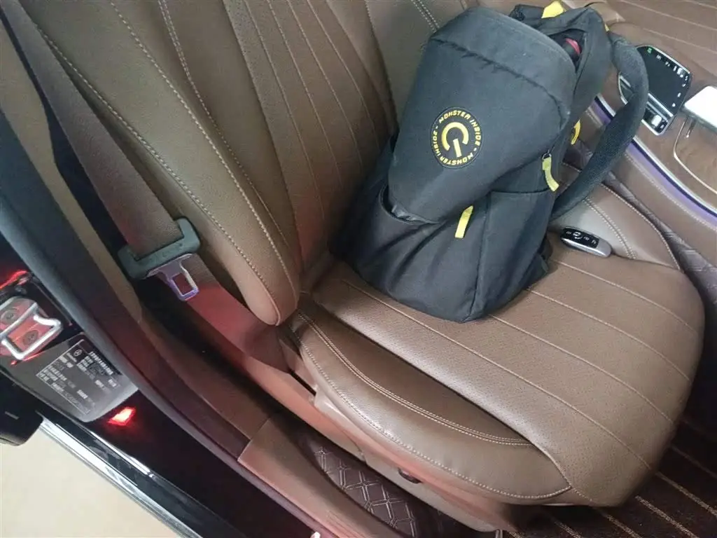 Mercedes-Benz E-Class 2023 — Photo 20/20