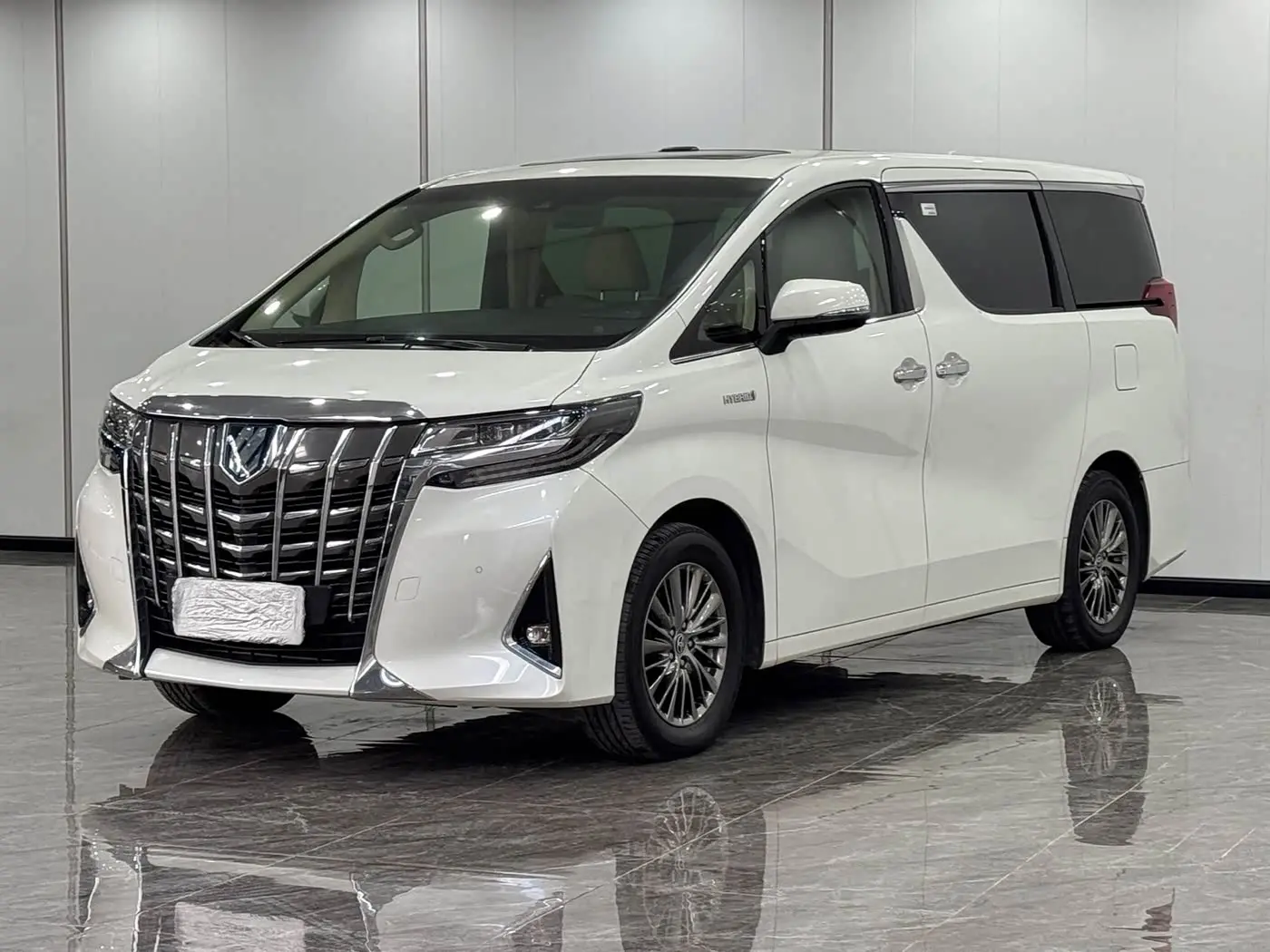 Toyota Alphard 2023 — Şəkil 1/16