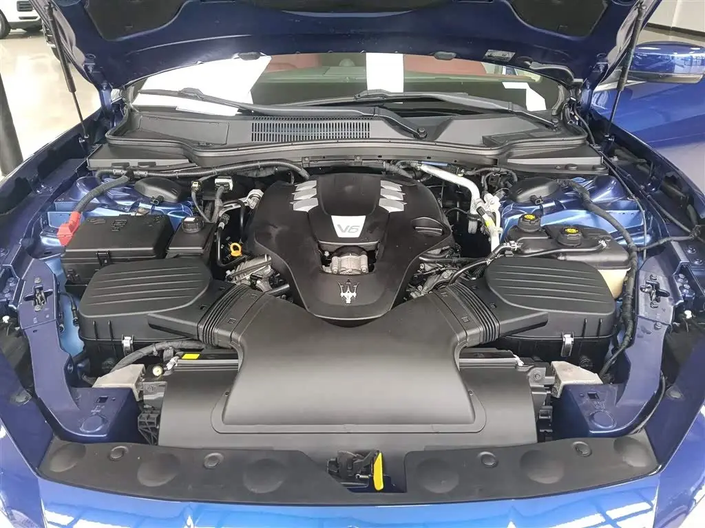 Maserati Ghibli 2016 — Photo 16/20