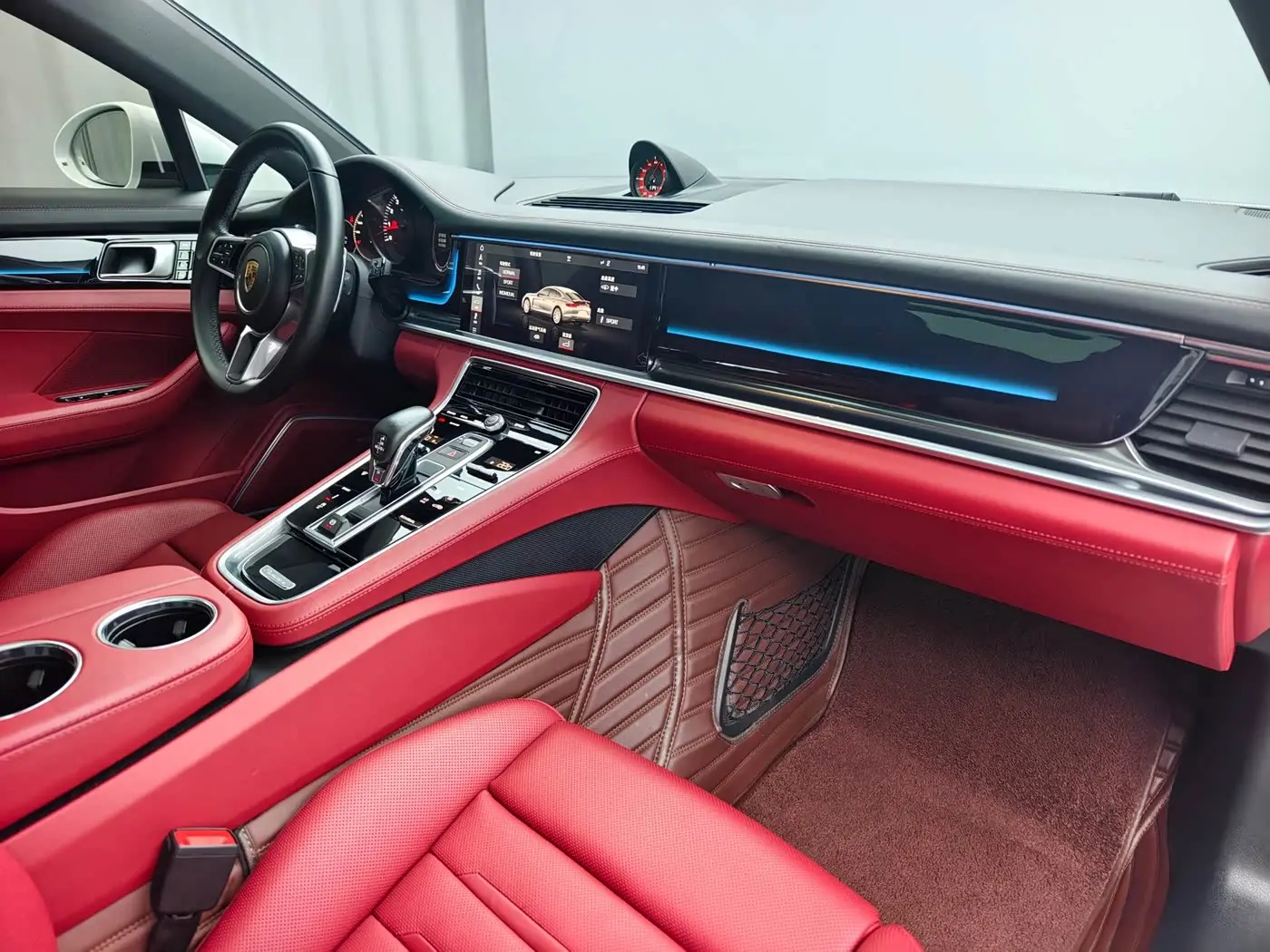 Porsche Panamera 2020 — Photo 12/16