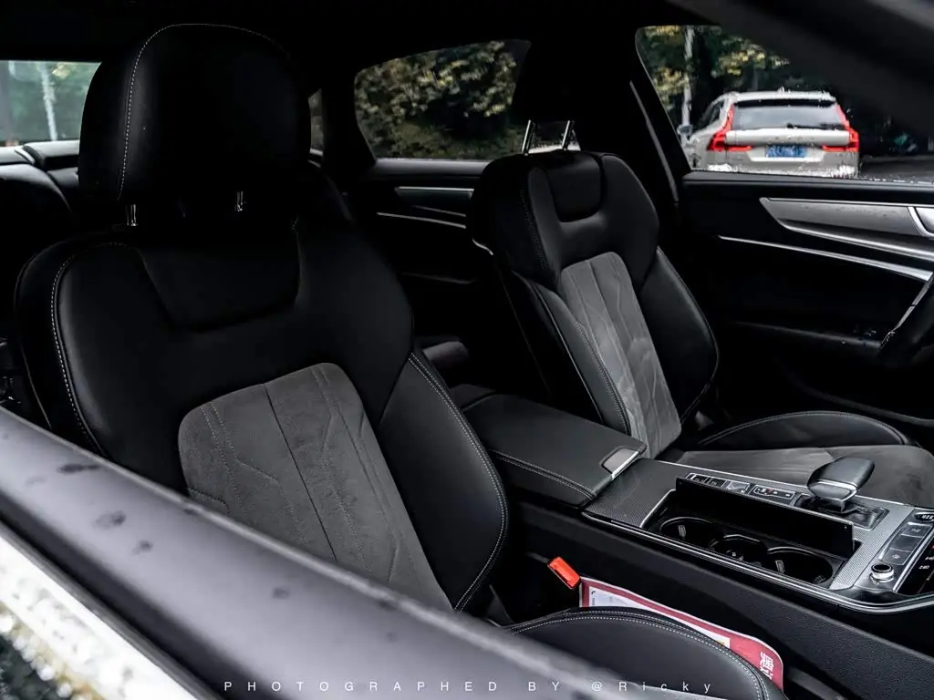 Audi A6L 2024 — Şəkil 8/11