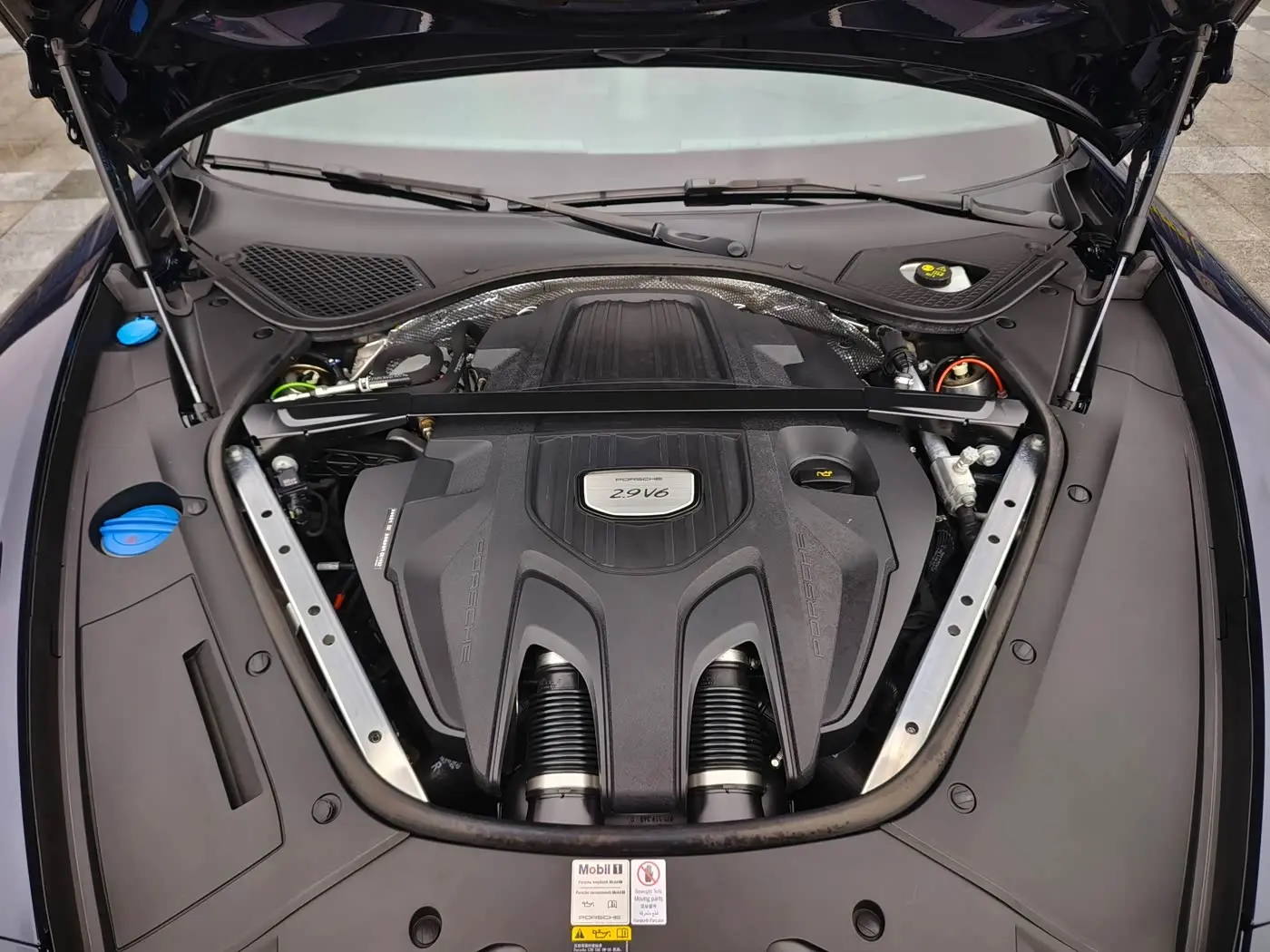 Porsche Panamera 2022 — Фото 16/17