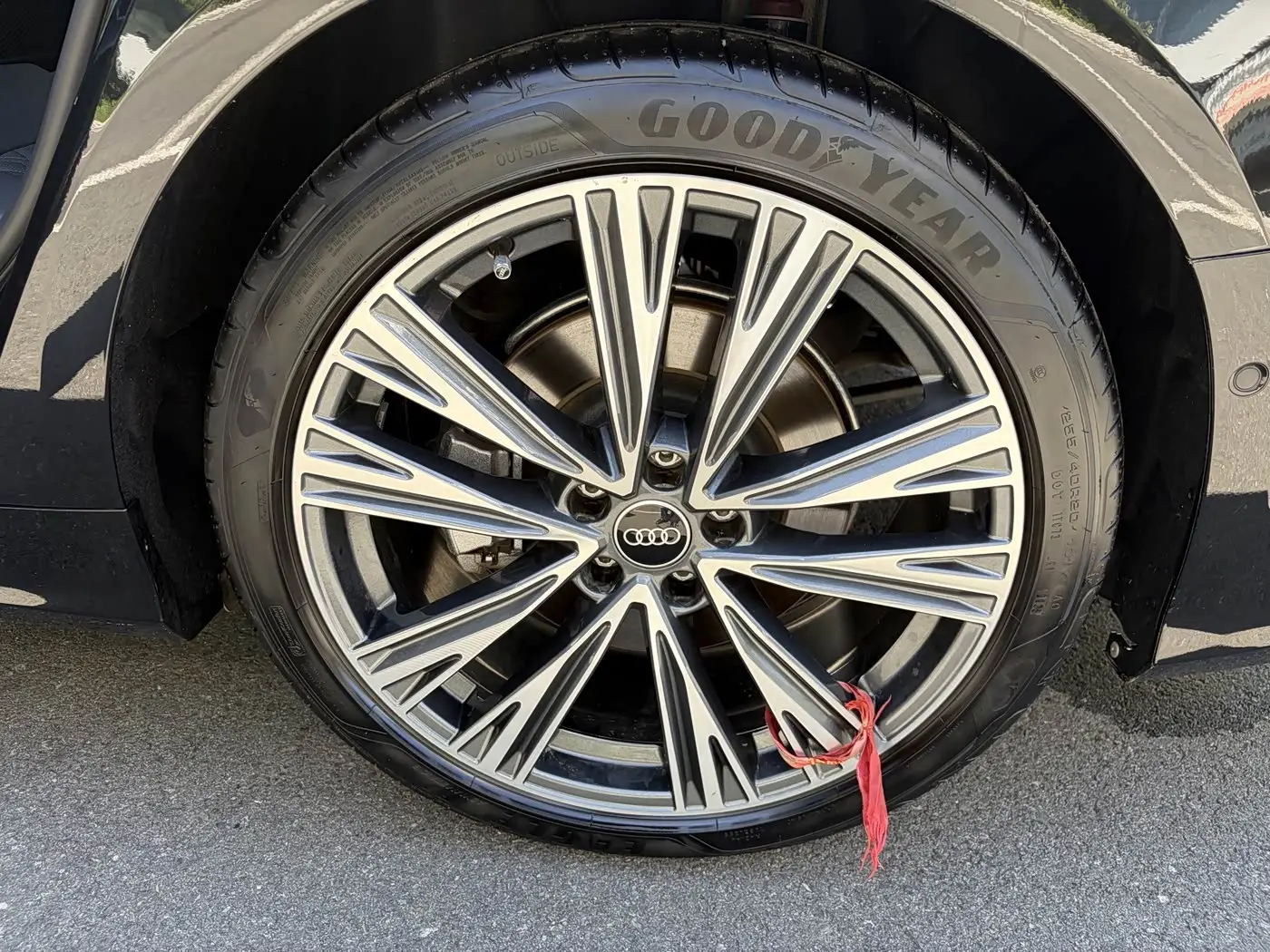 Audi A6L 2025 — Photo 19/20