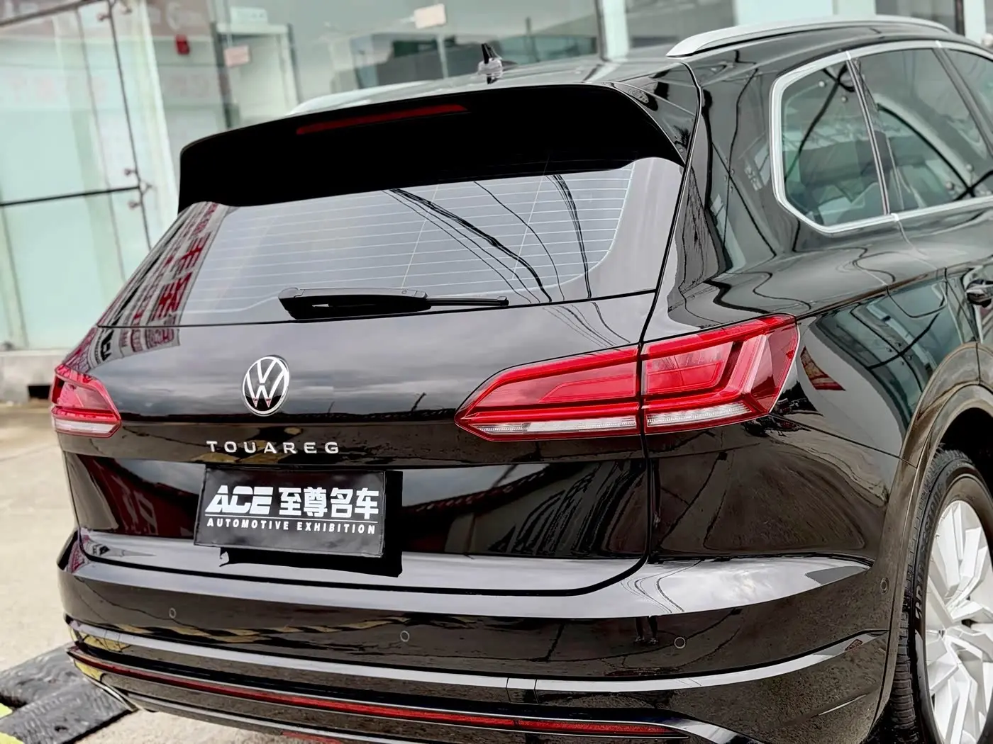 Volkswagen Touareg 2024 — Şəkil 9/19