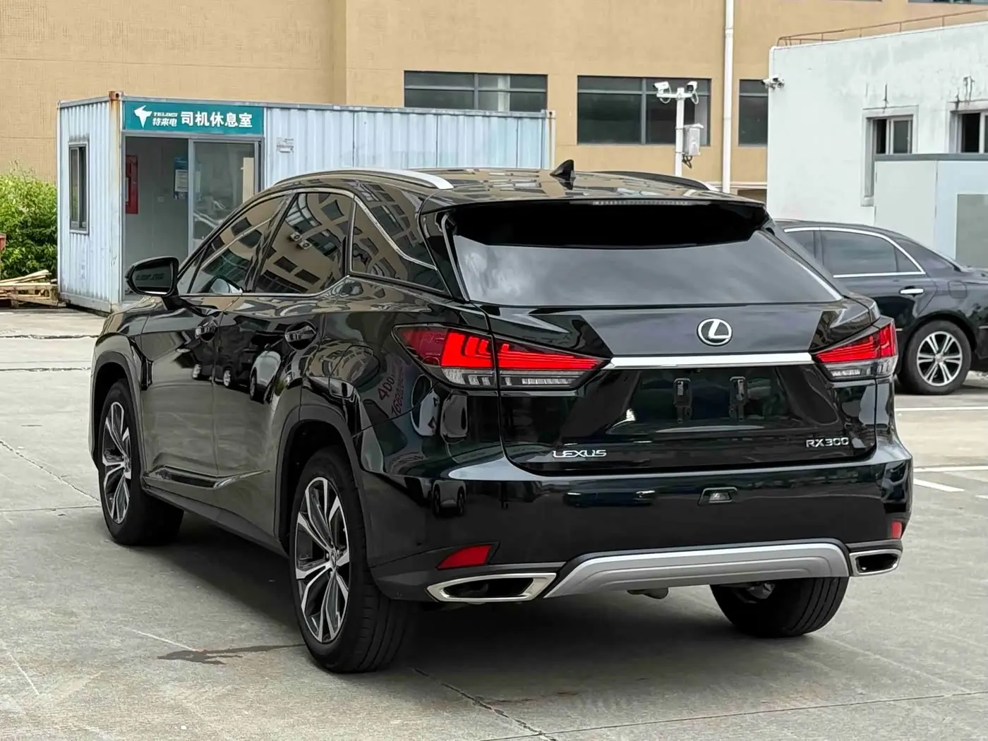 Lexus RX 2022 — Şəkil 9/9