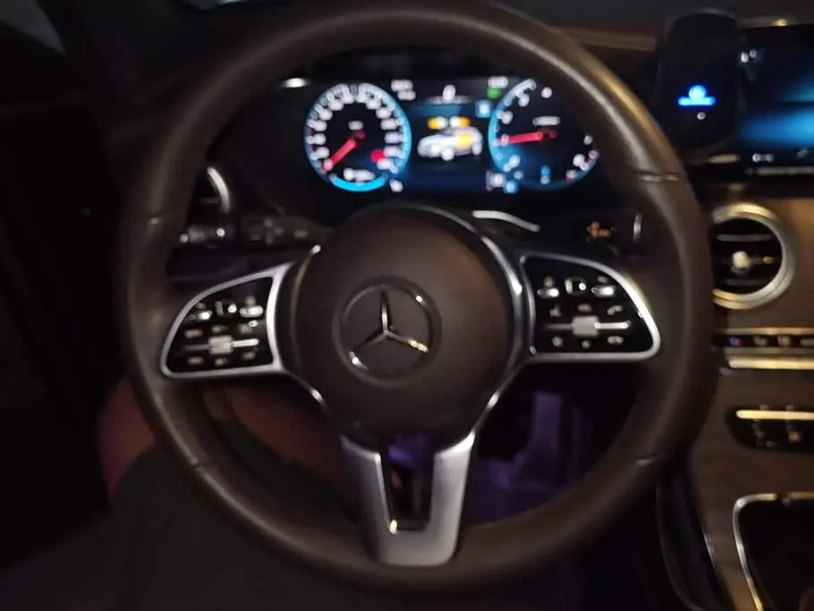 Mercedes-Benz GLC 2022 — Фото 15/16