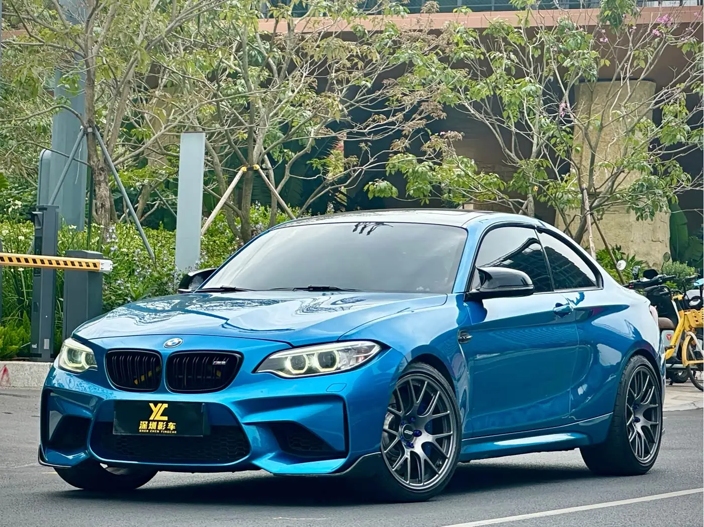 BMW M2 2016 — Фото 1/15