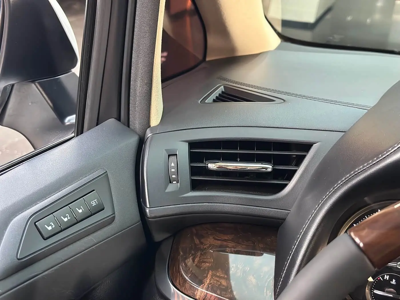 Toyota Alphard 2018 — Фото 10/20