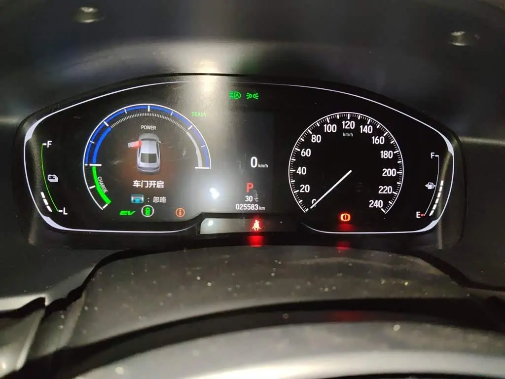 Honda Accord 2022 — Photo 13/20