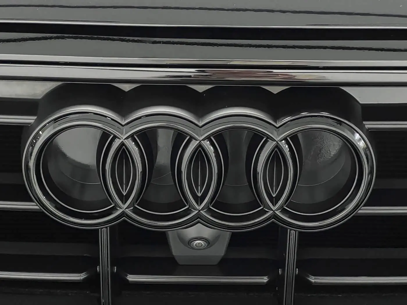 Audi Q8 2021 — Фото 17/20