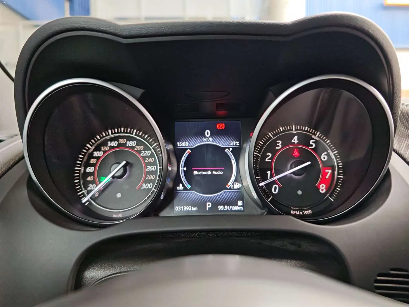 Jaguar F-TYPE 2017 — Şəkil 20/20