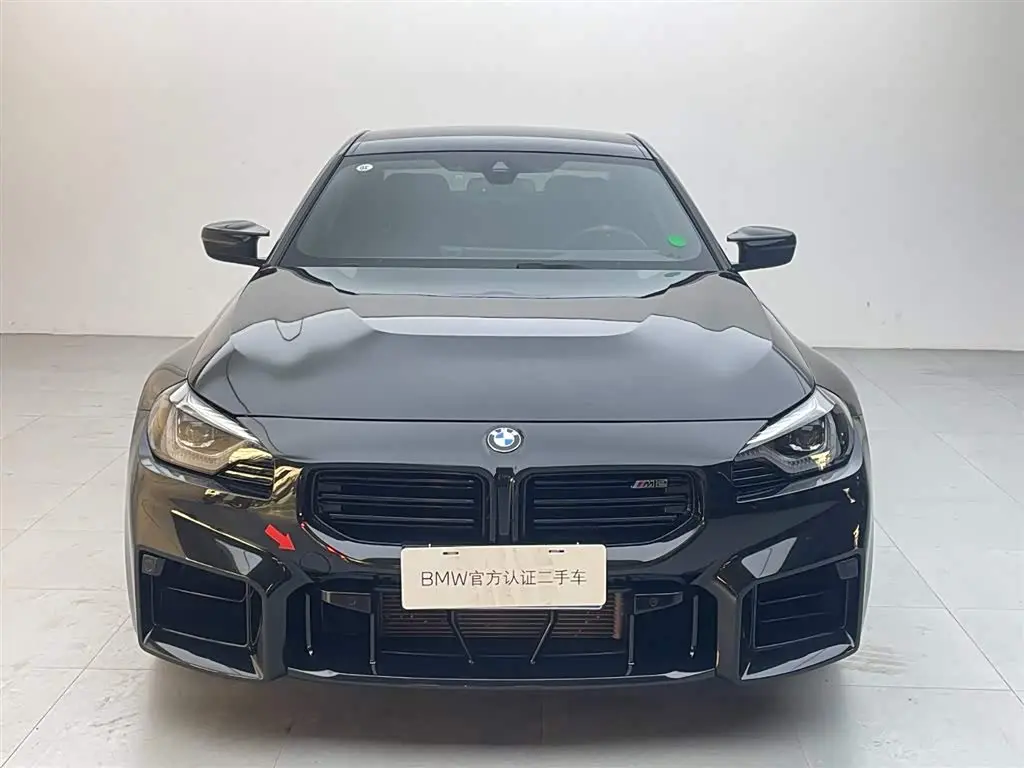BMW M2 2025 — Photo 2/17