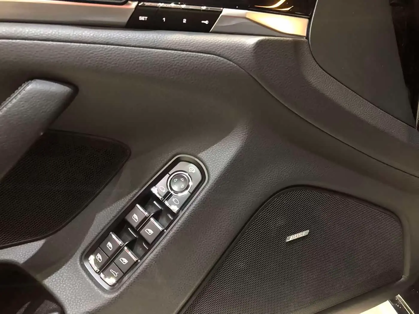 Porsche Panamera 2017 — Фото 10/15