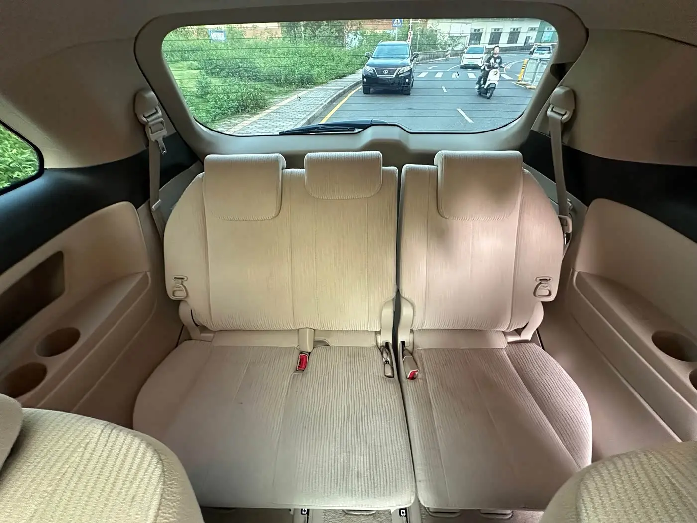 Toyota Previa 2017 — Photo 20/20