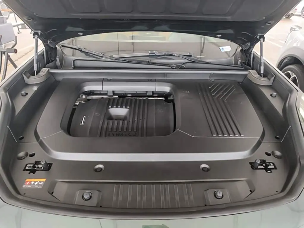 Lynk & Co 09 EM-P 2024 — ფოტო 20/20