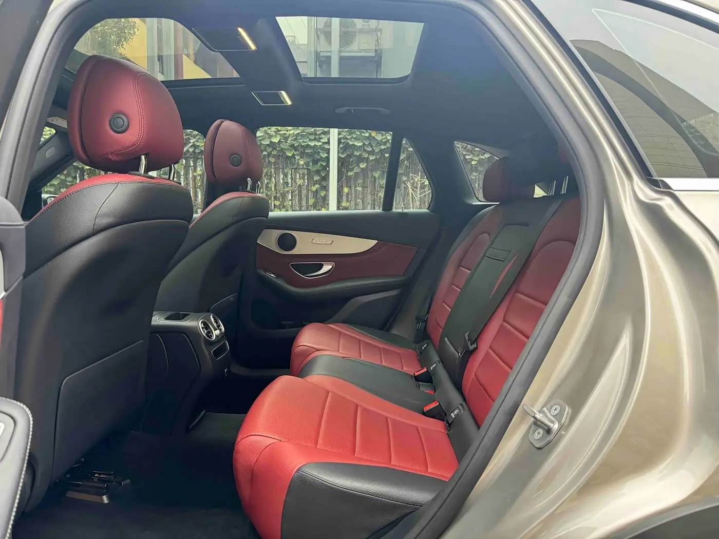 Mercedes-Benz GLC 2020 — Şəkil 8/20