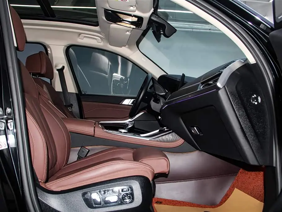 BMW X7 2022 — Şəkil 19/20