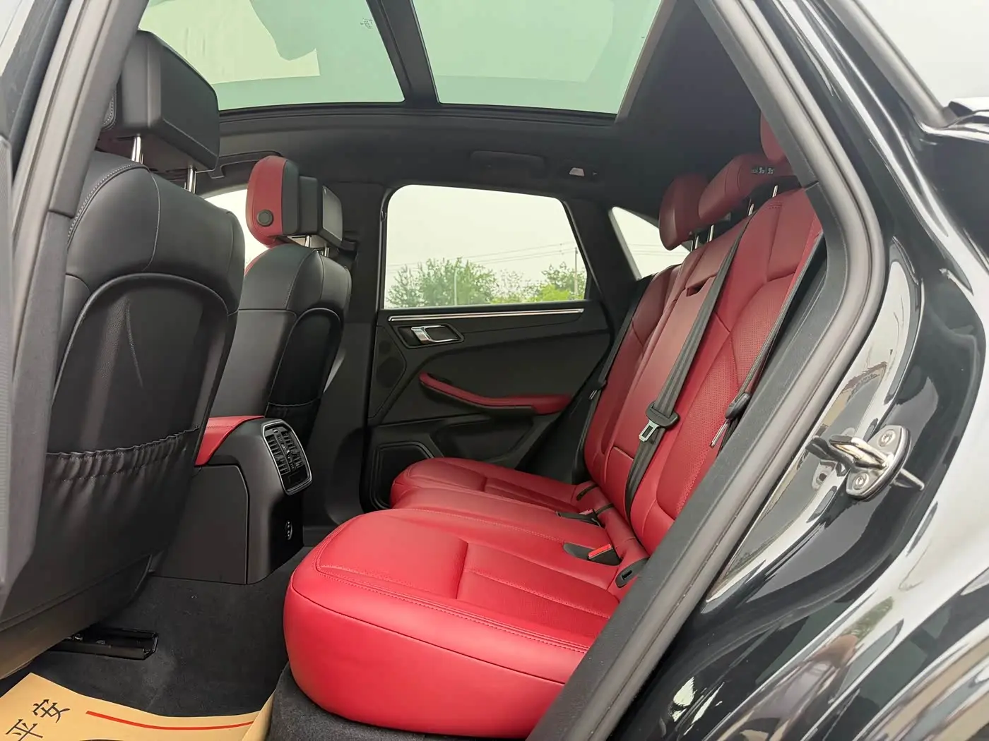 Porsche Macan 2024 — Photo 15/20