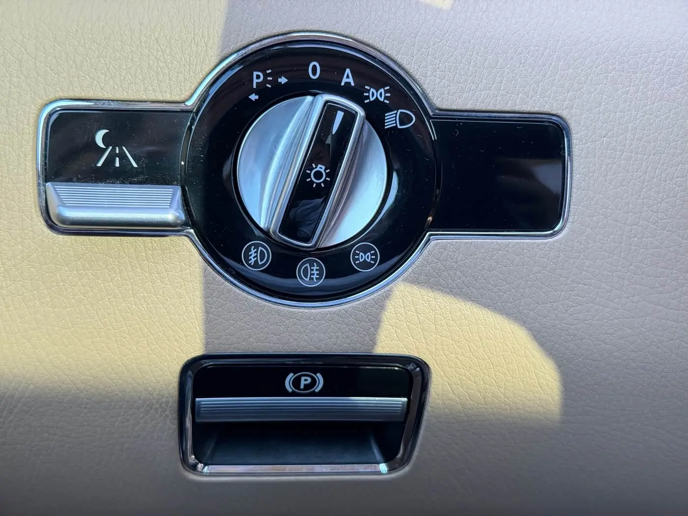 Mercedes-Benz S-Class 2009 — Photo 19/20