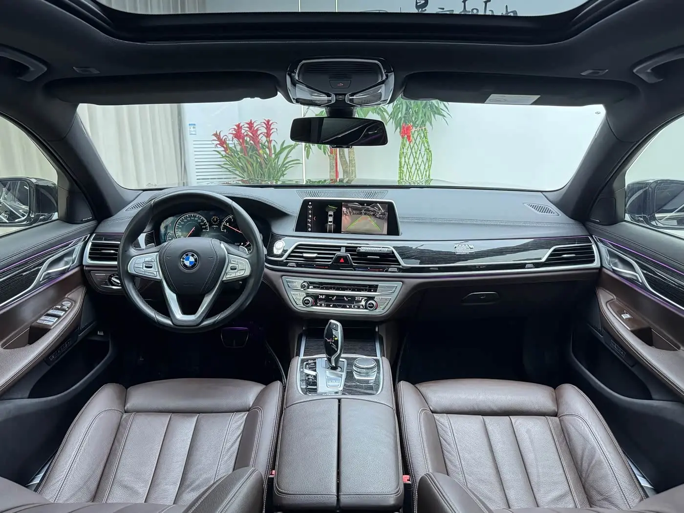 BMW 7 Series 2018 — Photo 4/20