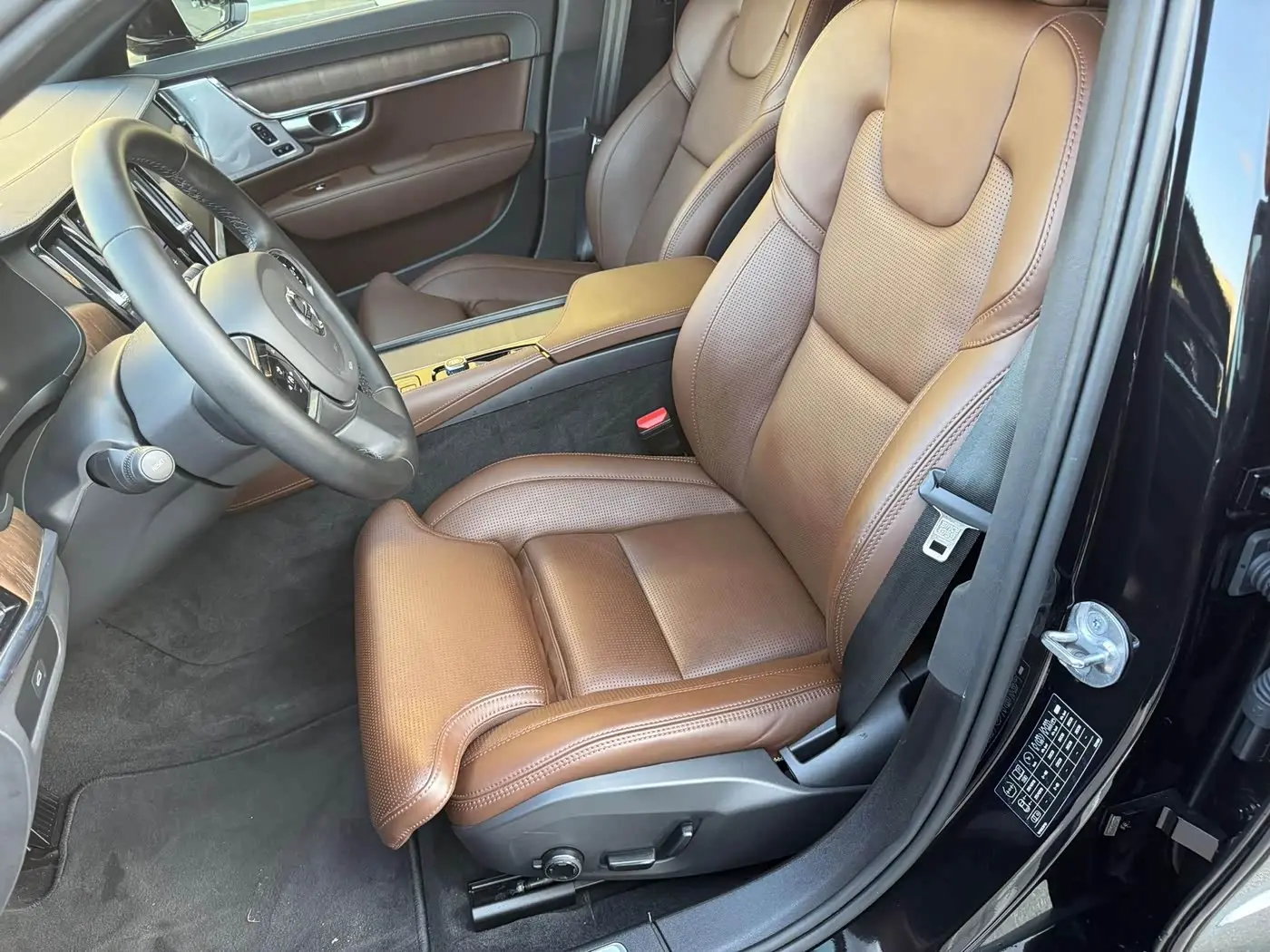 Volvo S90 2023 — ფოტო 9/19