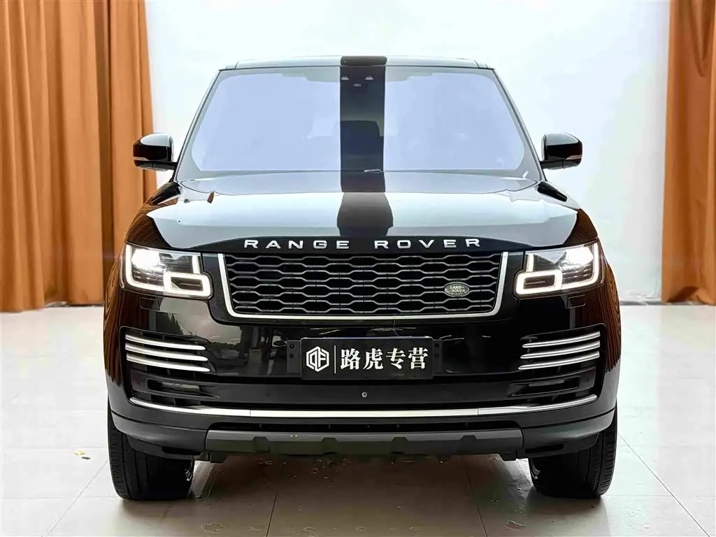 Land Rover Range Rover 2018 — Photo 2/18
