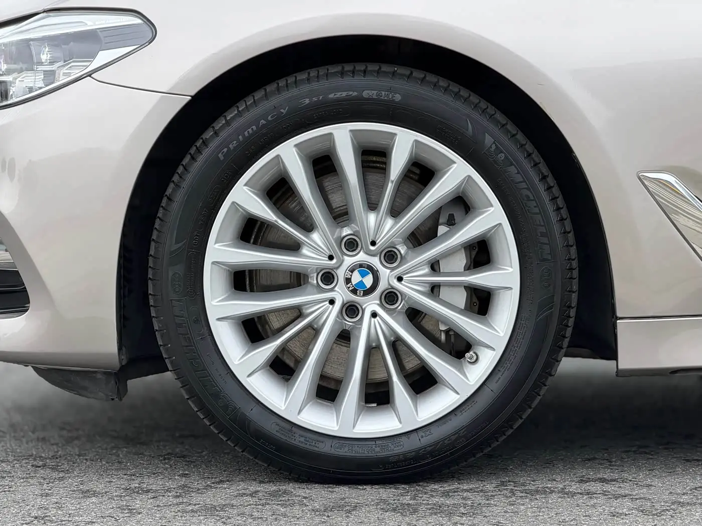 BMW 5 Series 2019 — Şəkil 20/20