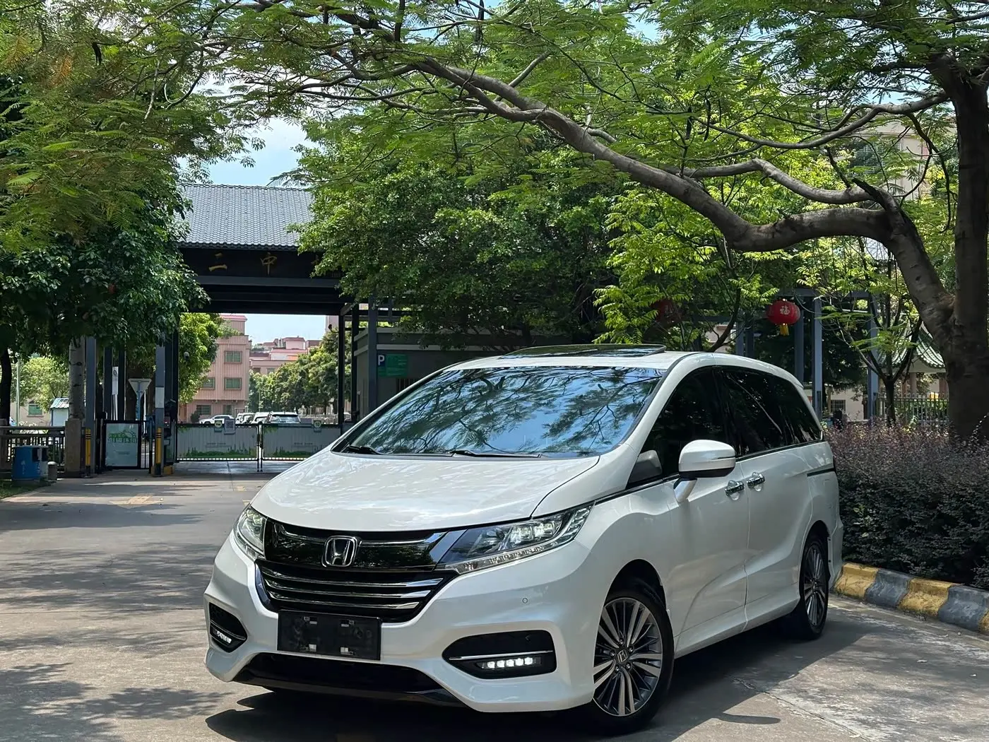 Honda Odyssey 2019 — Photo 1/20