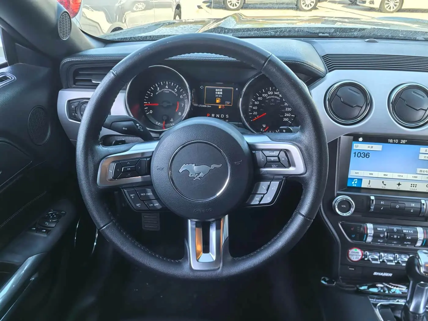 Ford Mustang 2017 — Фото 19/20