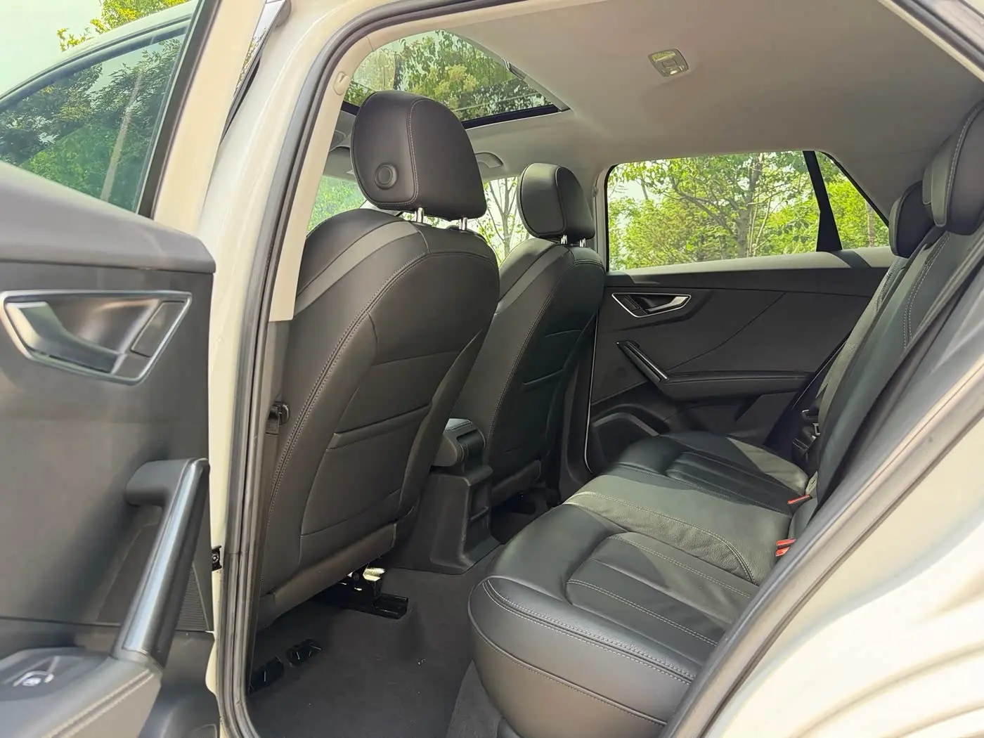 Audi Q2L 2022 — Photo 6/20