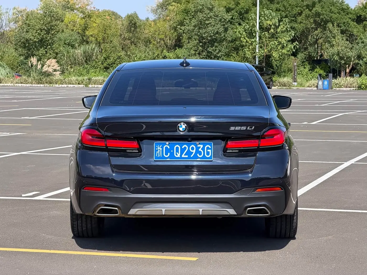 BMW 5 Series 2021 — Şəkil 11/12
