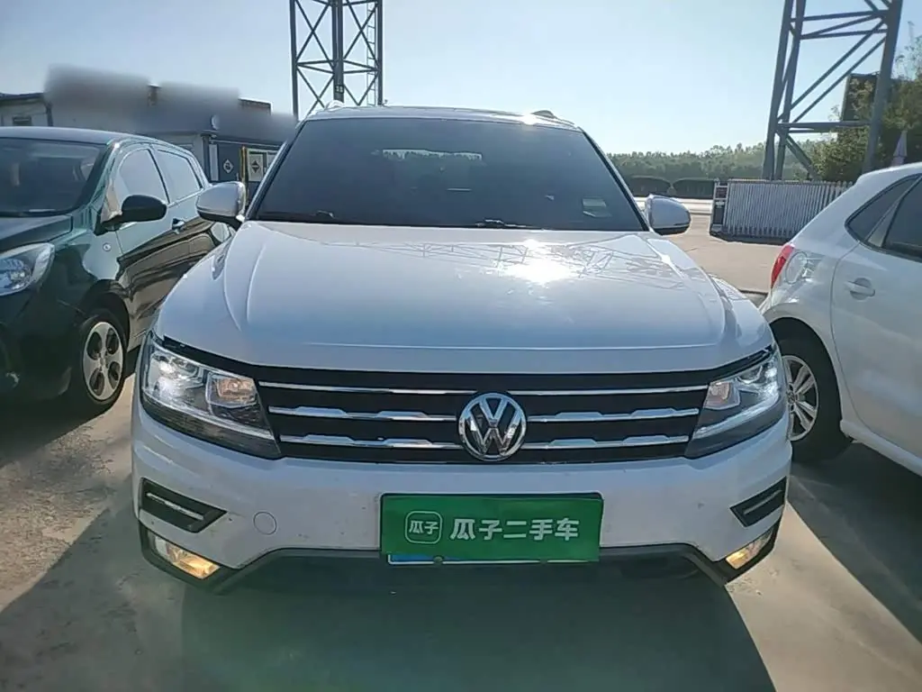 Volkswagen Tiguan L 2019 — Фото 3/20
