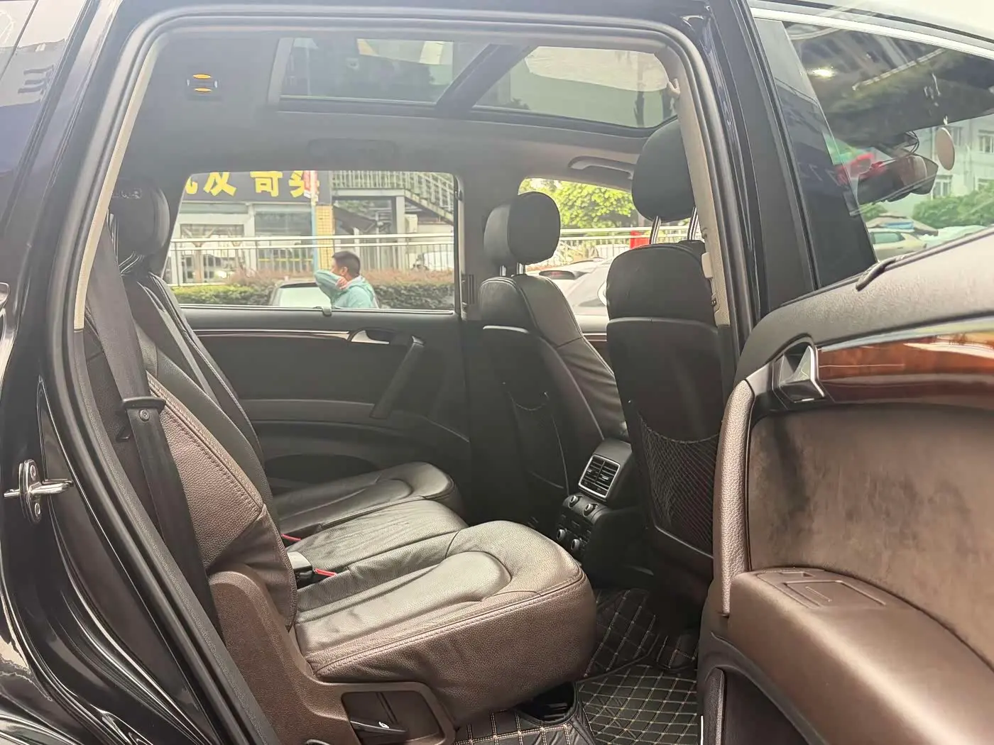 Audi Q7 2015 — Photo 9/13