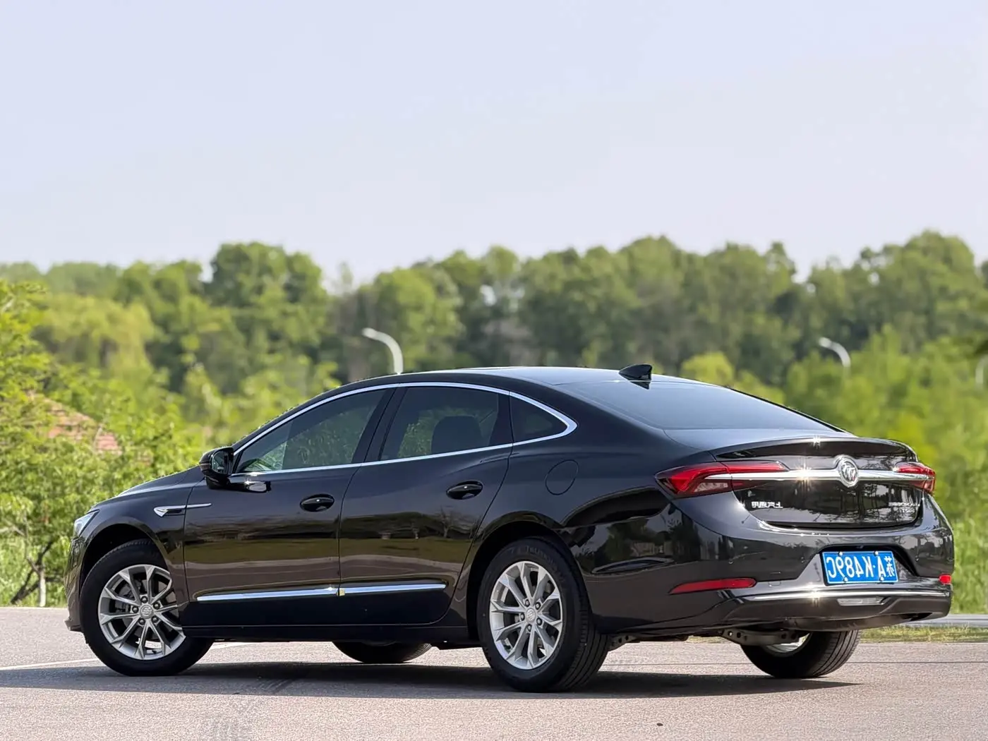 Buick LaCrosse 2023 — Фото 13/16
